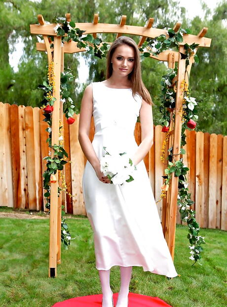 Rangy american wife Tori Black in underwear bares tiny tits and spreads her legs outside